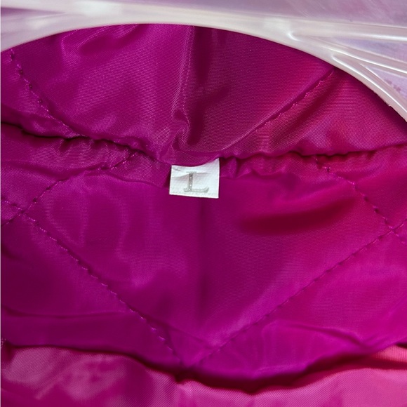 New Women’s Lightweight Quilted Zippered Front Vest / Fits Medium - Picture 7 of 7